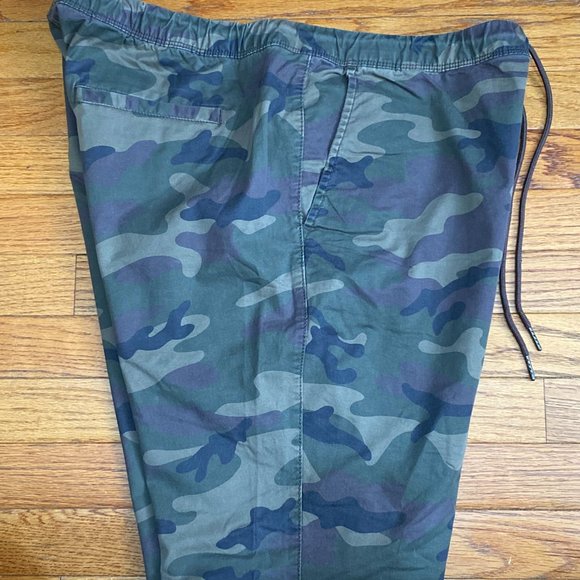 Gap Men's Green Straight Leg Camouflage Print Cargo Jogger One Size  (PRE-LOVED) - Picture 7 of 7